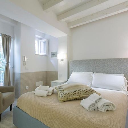 Ortygia Inn Home With Private Pool Syrakusa Exteriör bild