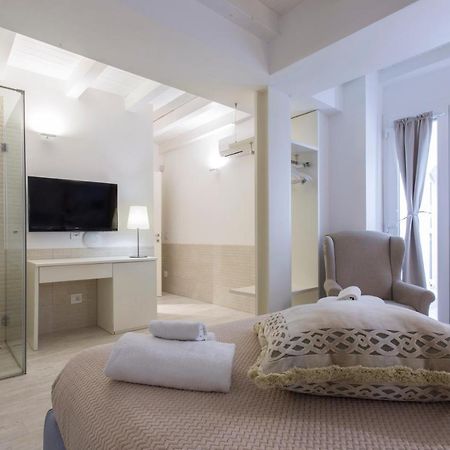 Ortygia Inn Home With Private Pool Syrakusa Exteriör bild